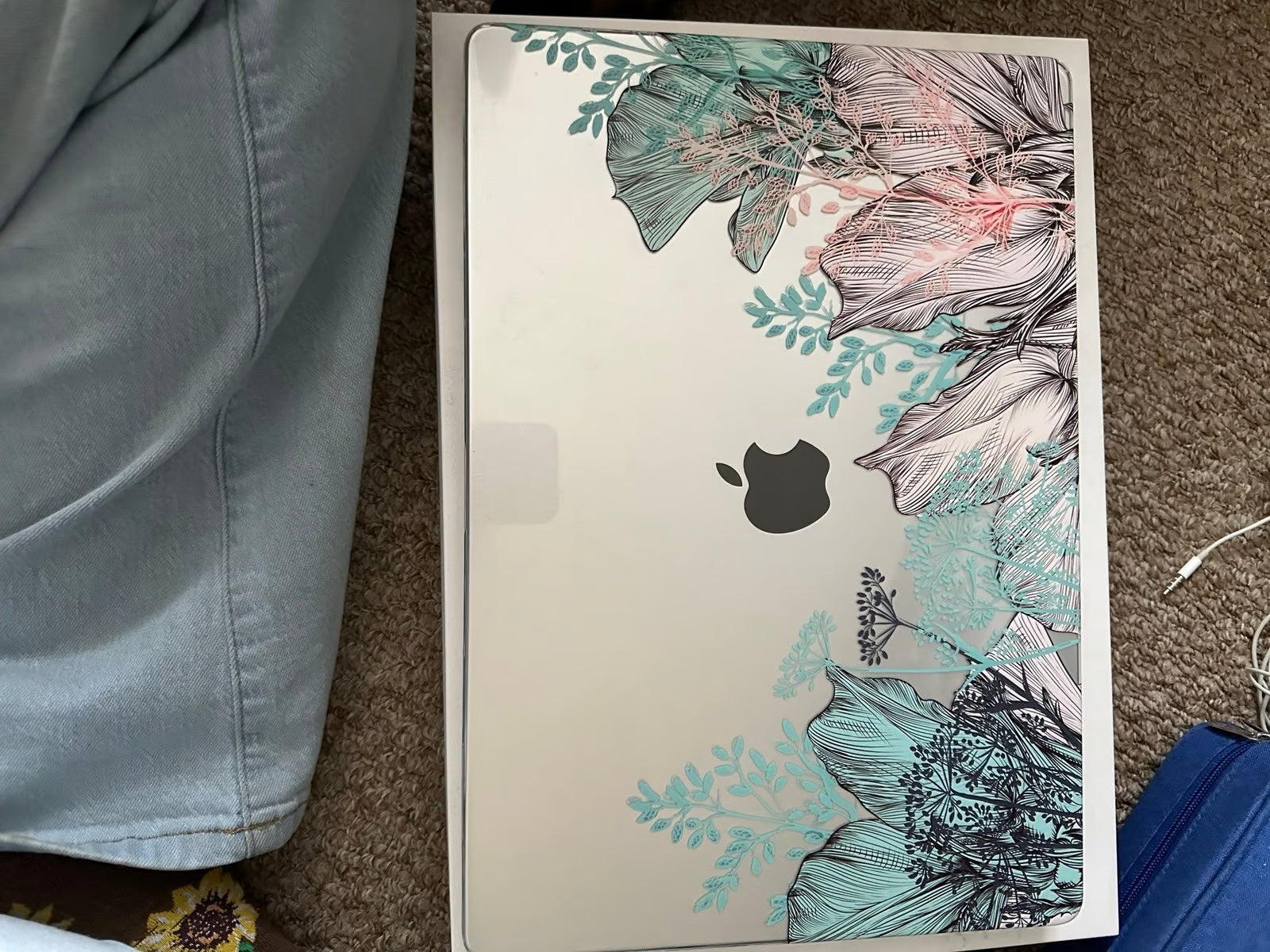 macbook pro 16 inch 2022 2L95