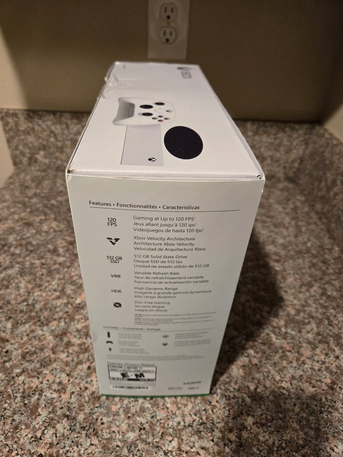 New Xbox Series- -S -512GB SSD white Console -Bundle with 3 Months Game Pass 7X21