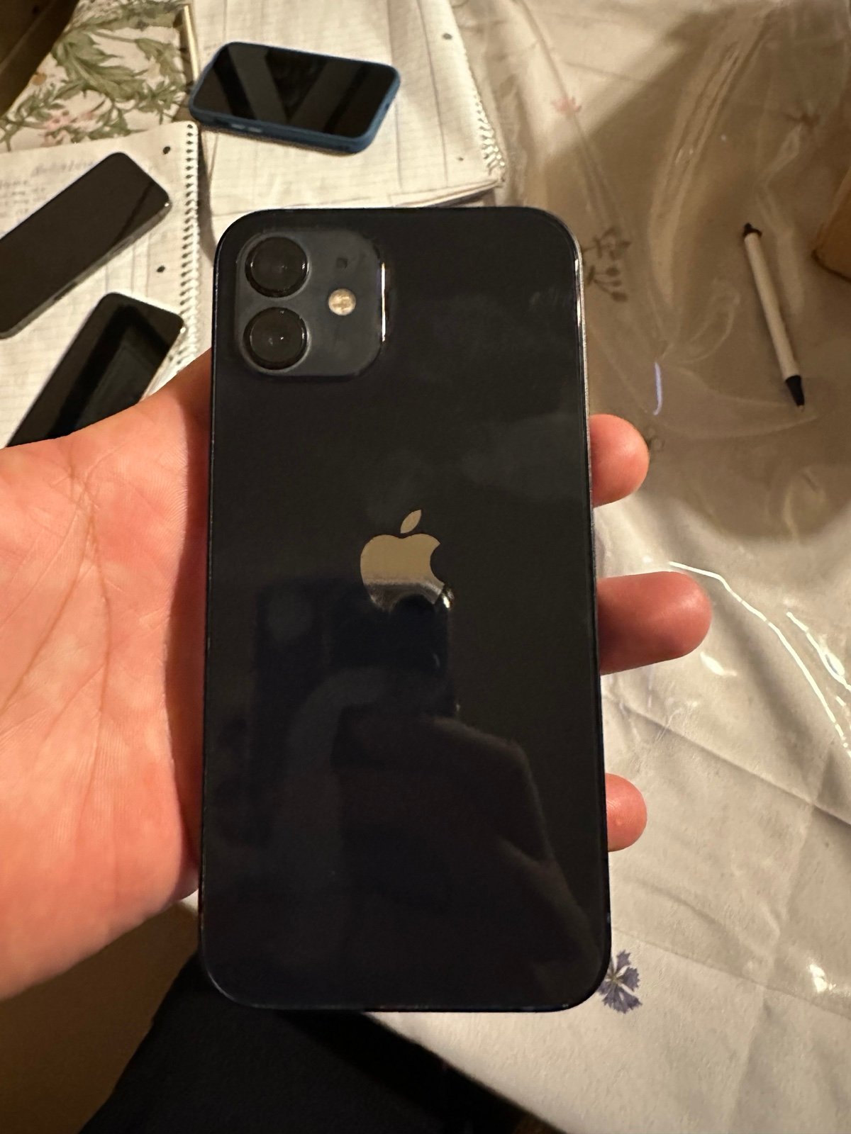 Apple iPhone 12 256gb factory unlocked 7T72