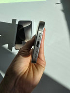 Apple iPhone 15 pro unlocked 9U36