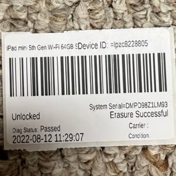 Apple iPad Mini WiFi 64GB iPad Mini 5th Generation Retina Display Bundle w/Cover 1N22