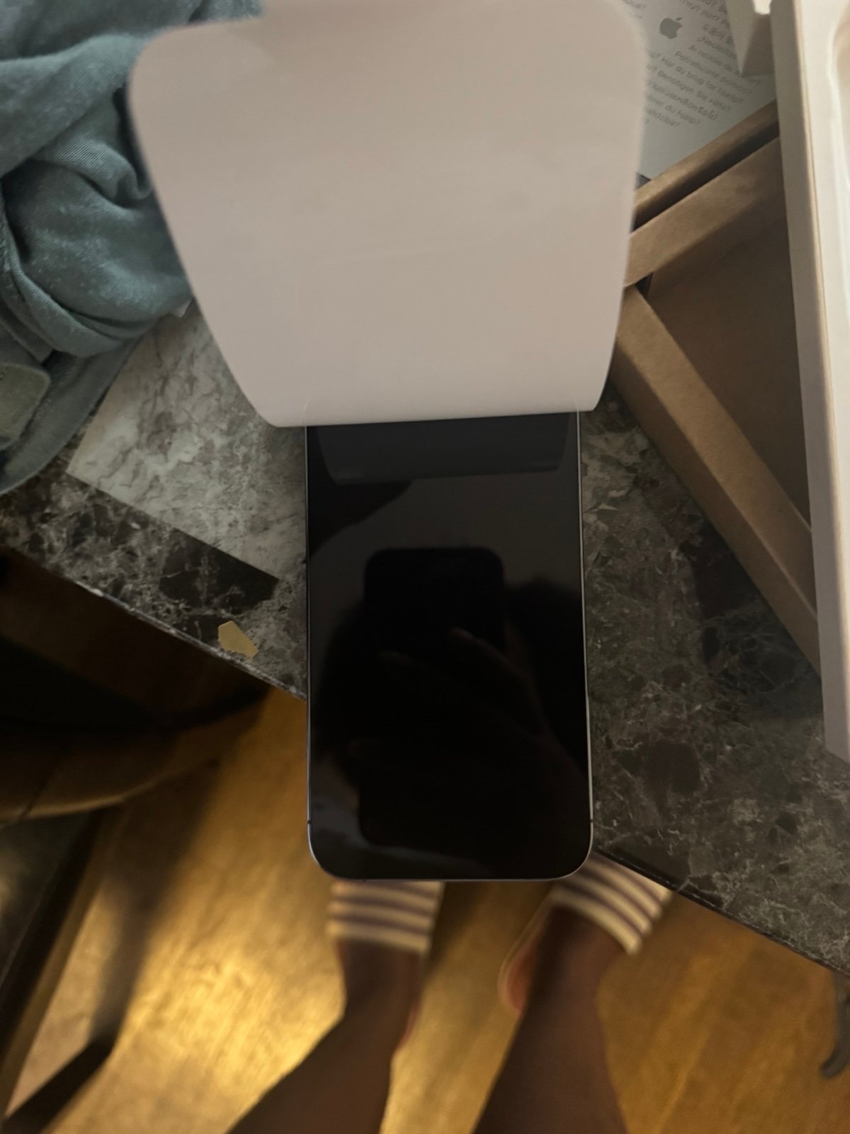 Apple iPhone 14 Pro max 2J51