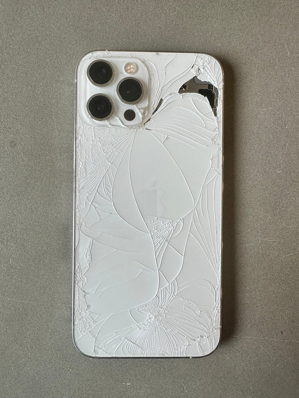 Apple iPhone 12 Pro Max 8G71