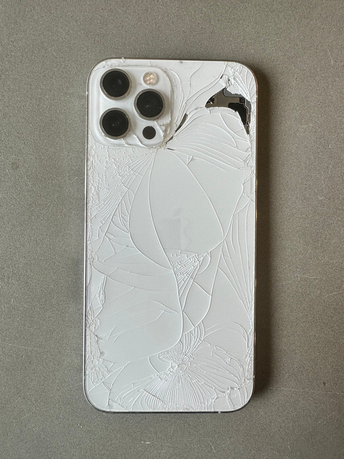 Apple iPhone 12 Pro Max 8G71