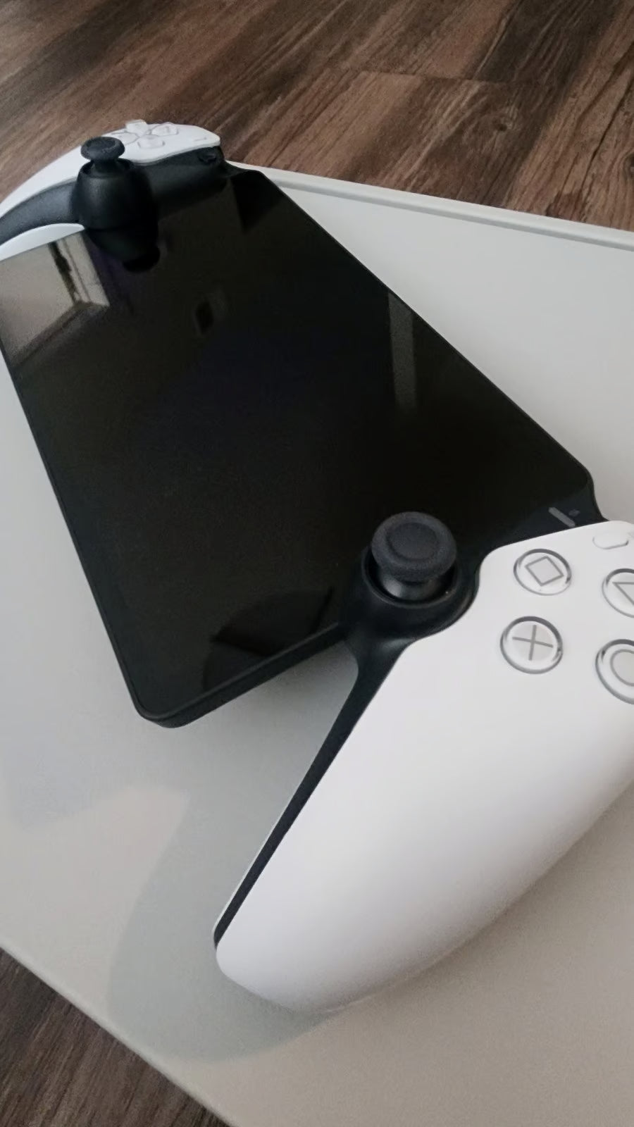 Sony PlayStation portal remote player 1J97