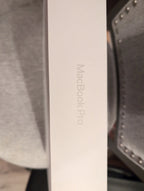 macbook pro 14 inch 2O39