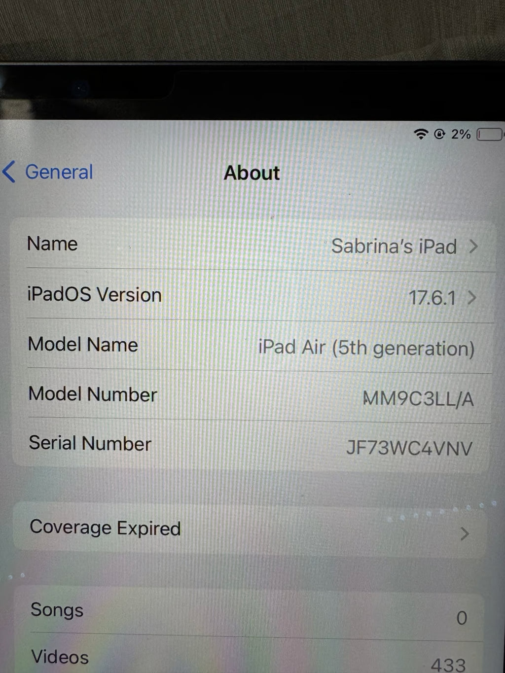 iPad Air 5th gen 8A52