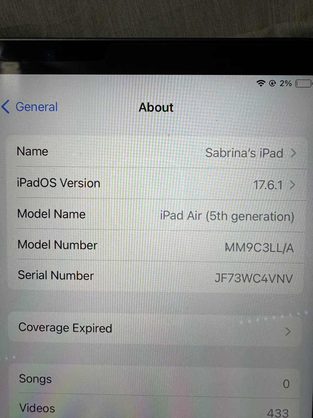 iPad Air 5th gen 8A52