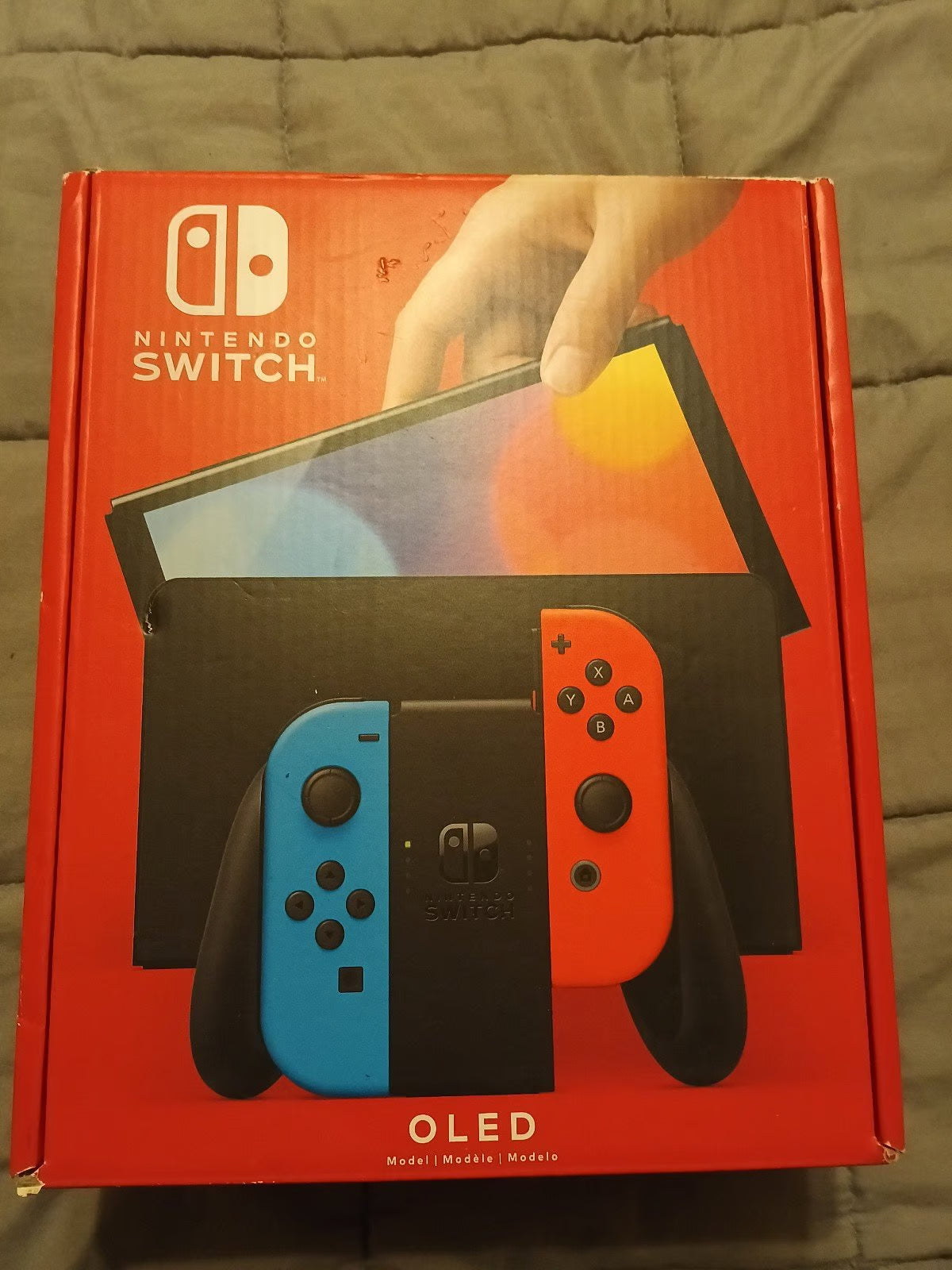 Nintendo Switch oled (new unopened and 28 games) 3C21