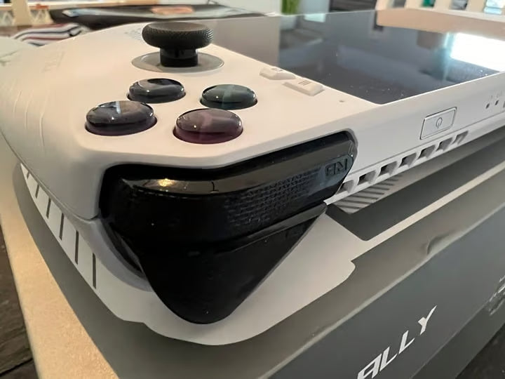 ASUS rog ally z1 extreme 512GB 8Q15