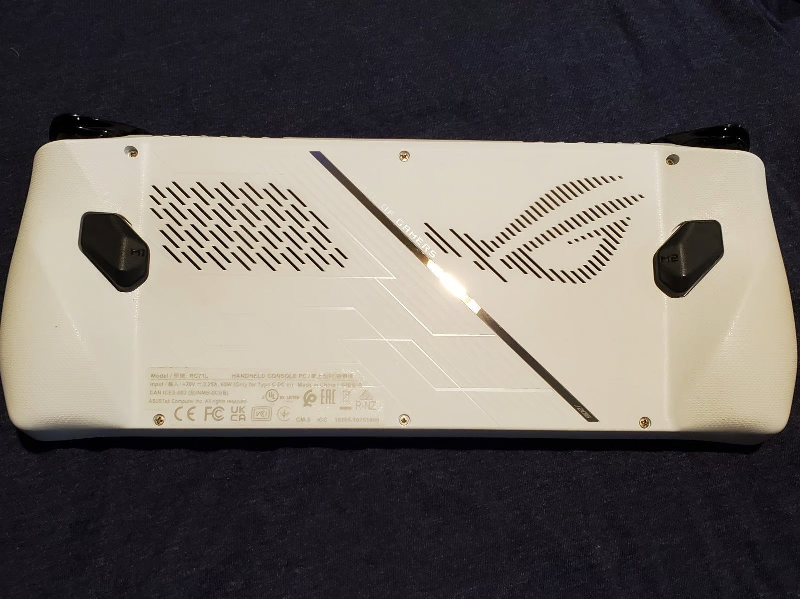 Asus Rog Ally 7鈥?120 Hz FHD 1080p Gaming Handheld (Z1 Extreme Processor) (2TB) 7T78