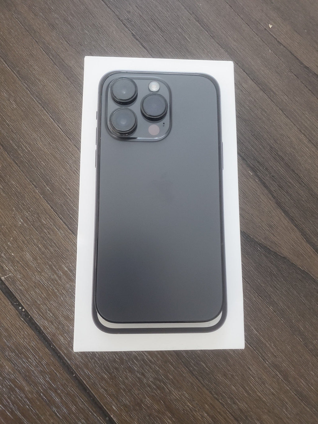 Apple iPhone 14 Pro 128 GB in Space Black for Unlocked 2E63