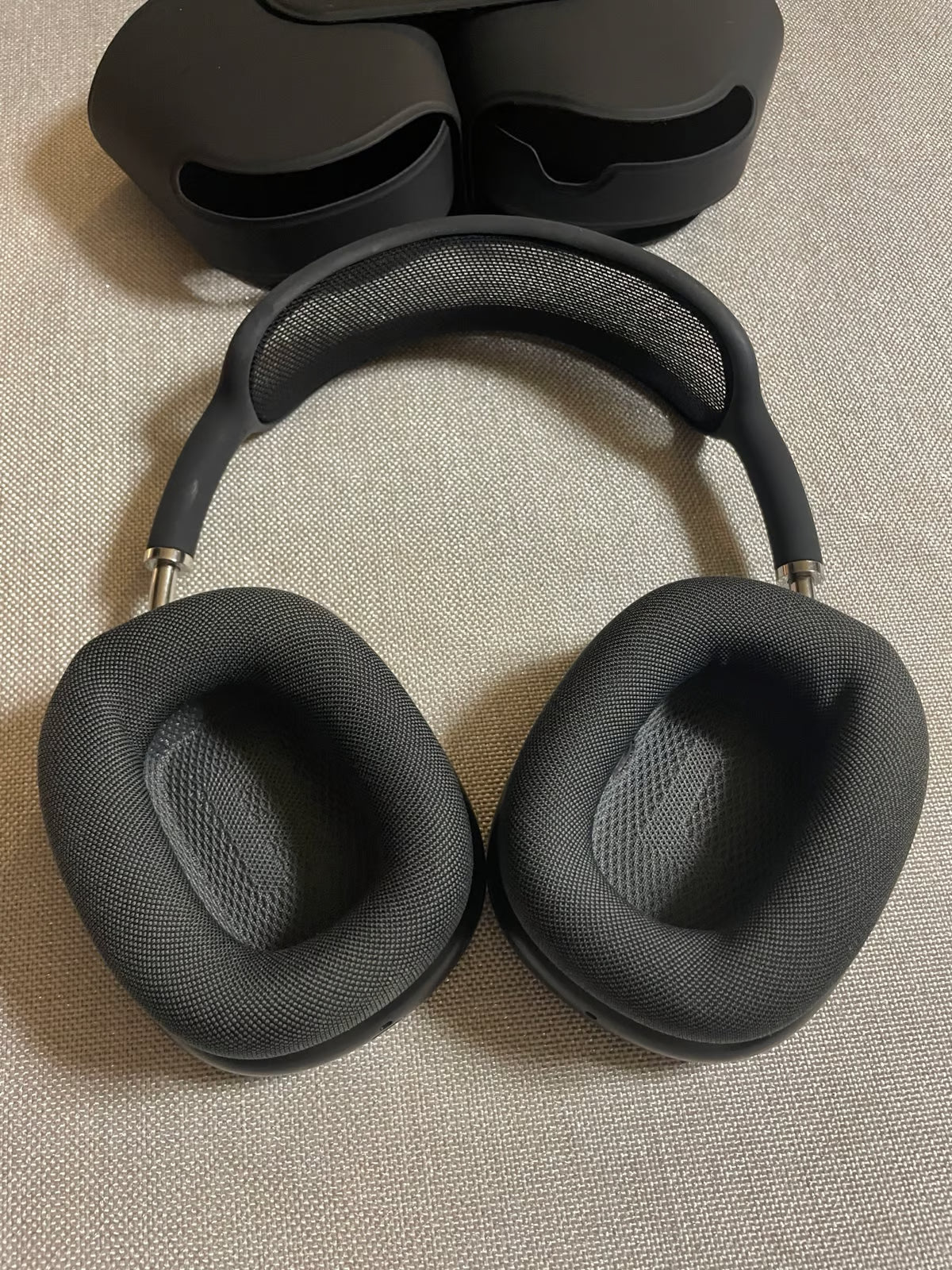 AirPod max 1B59