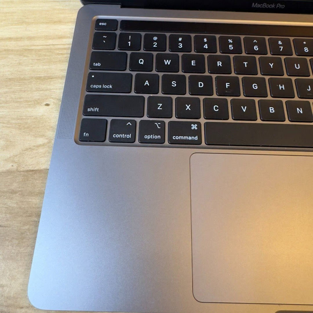 Apple Macbook Pro 2020 13"" 2.3GHz i7 16GB Ram 512GB SSD - 24 Cycles - Great 6Z16