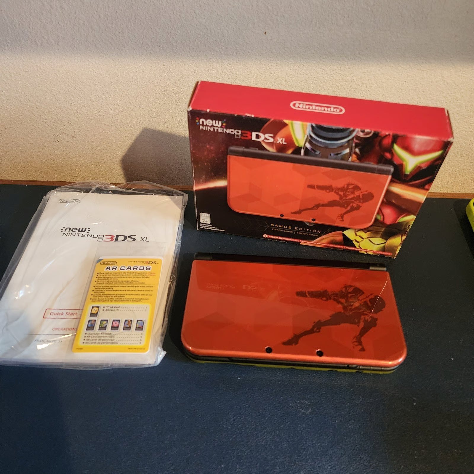 "New" 3ds xl samus (metroid) edition complete in box