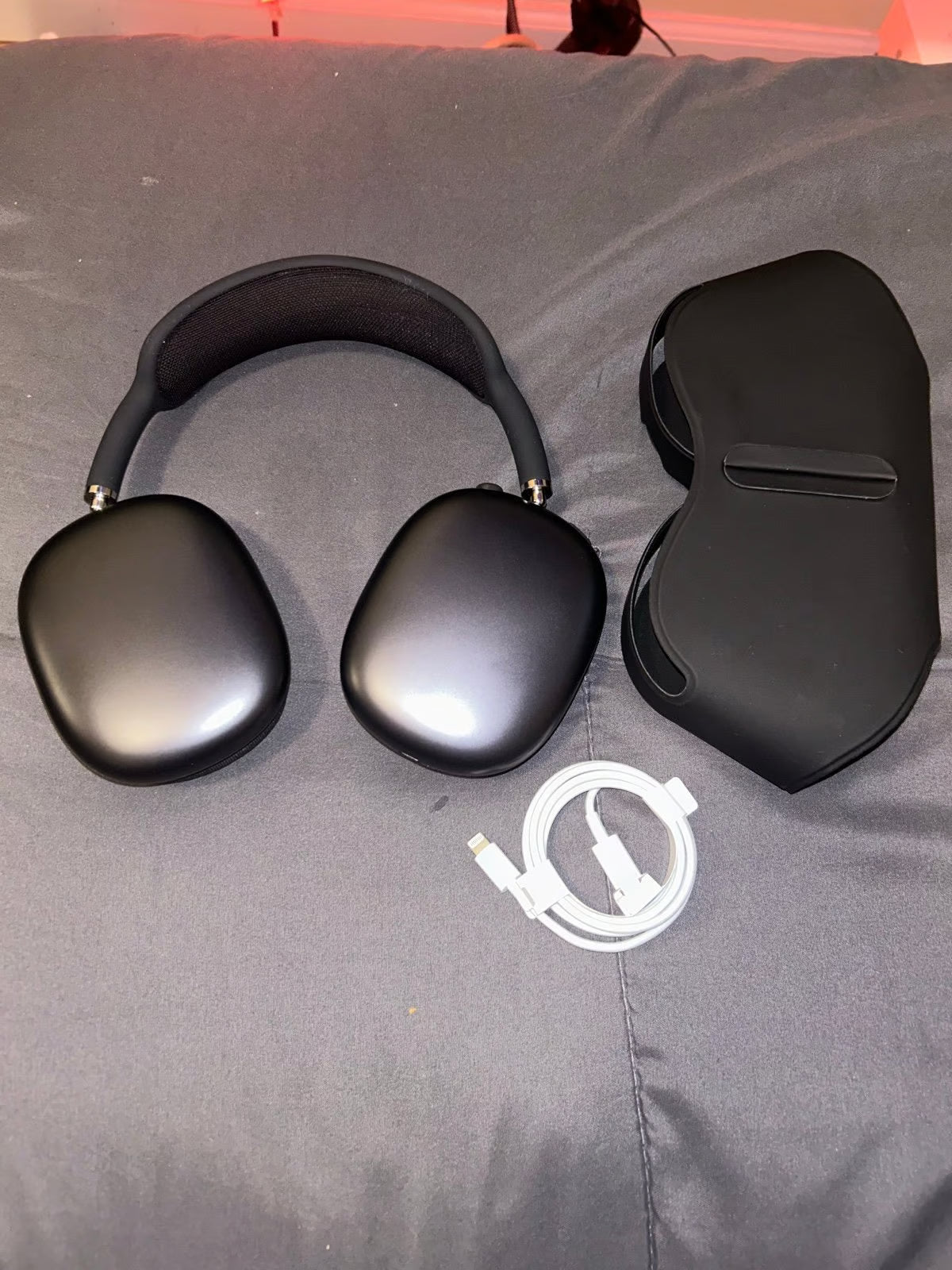 Apple AirPods Max with Smart Case in Space Gray 9H38