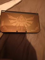 New Nintendo 3DS XL Hyrule Edition dual IPS screens