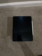 iPad Pro 4th generation (12.9�? (128gb) 5J36