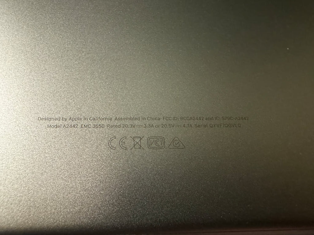 macbook pro 14 inch 1R92