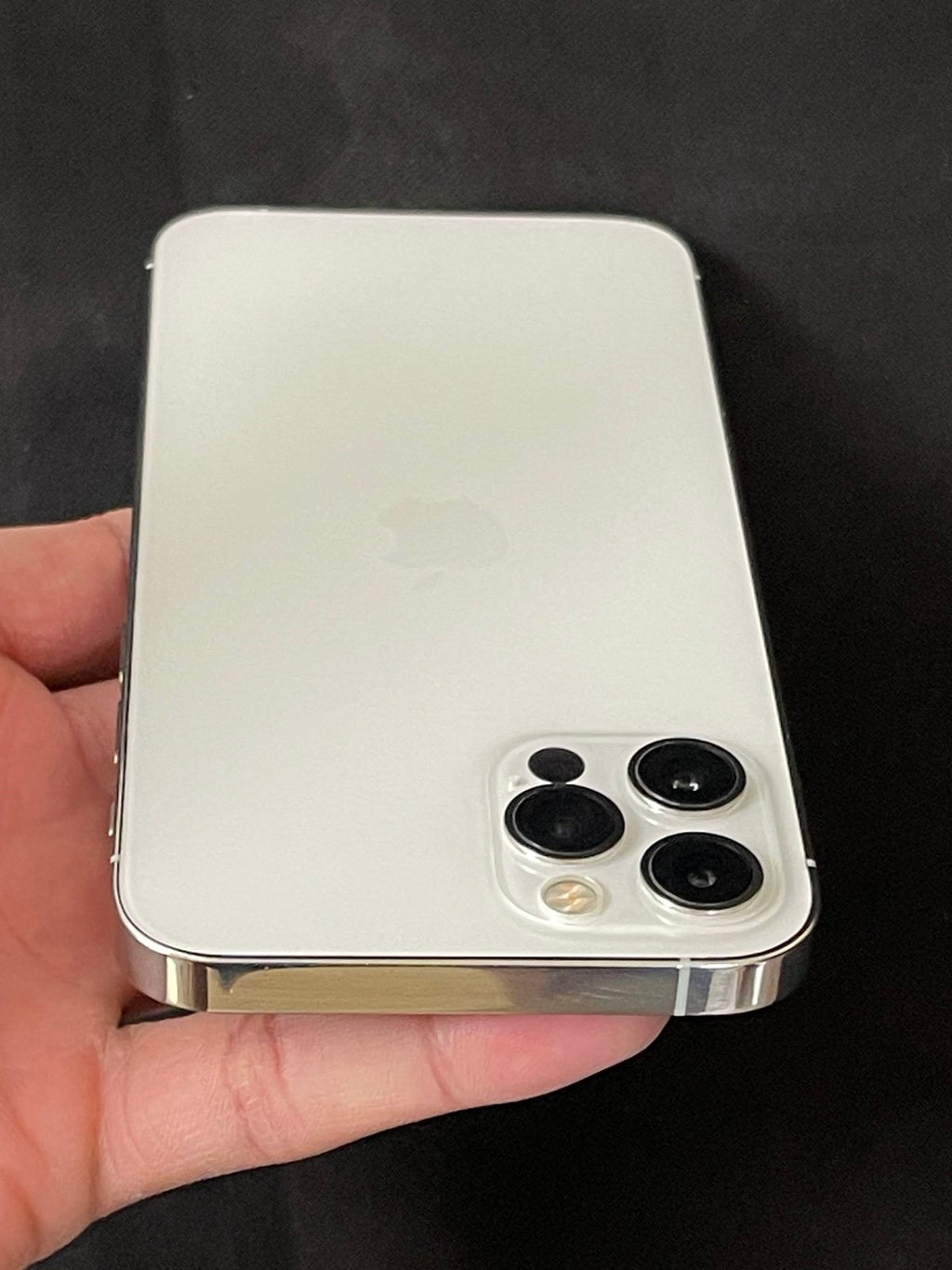 Apple iPhone 12 pro 256GB Silver Unlocked 3J82