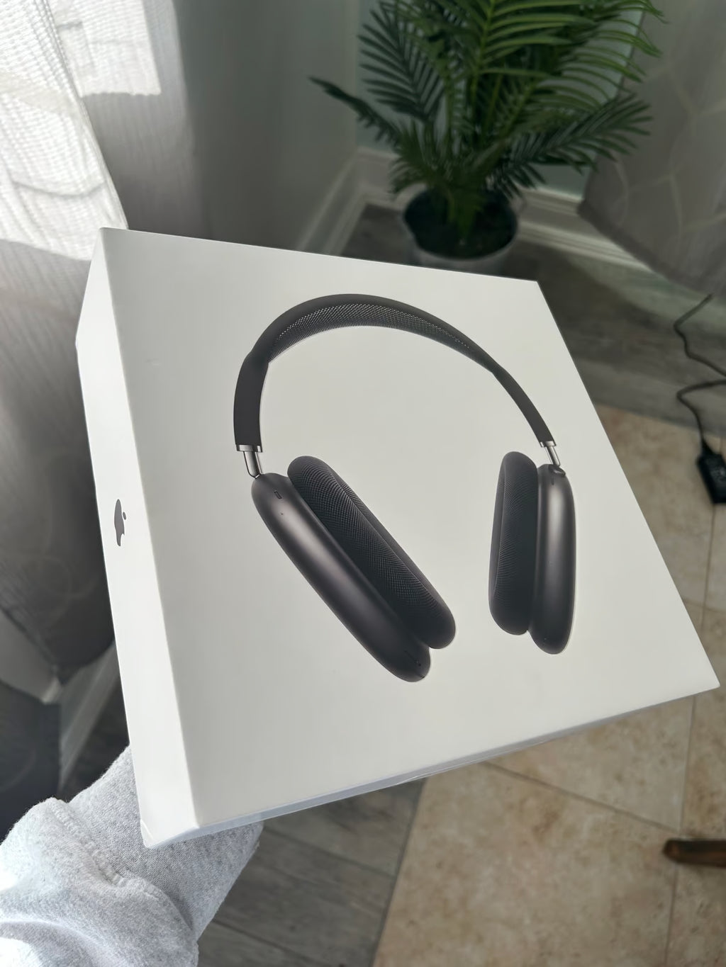 Airpod max black 1Q11