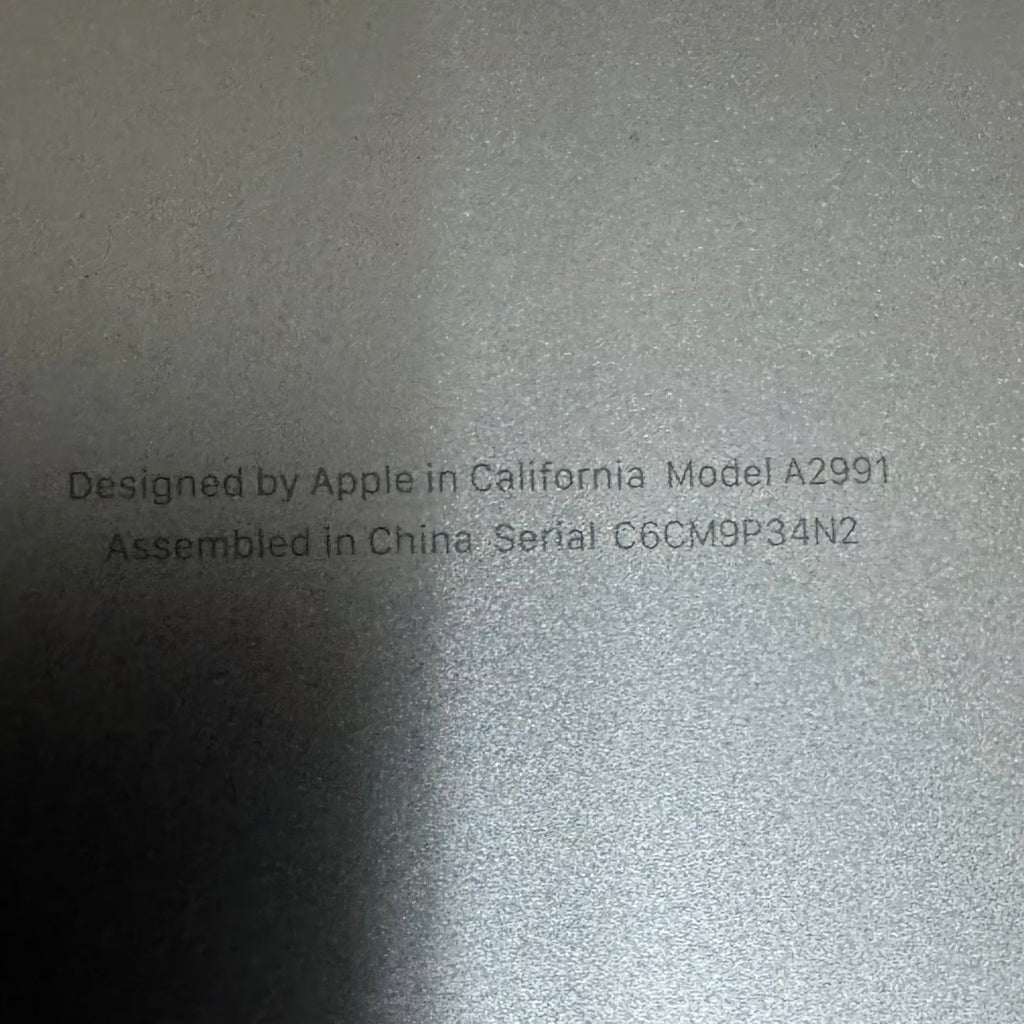 MacBook Pro M3 Max 16core 48gb Memory 9K32