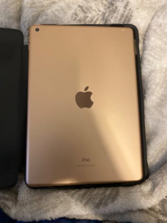Apple iPad Mini 3rd Generation 16GB 7R96