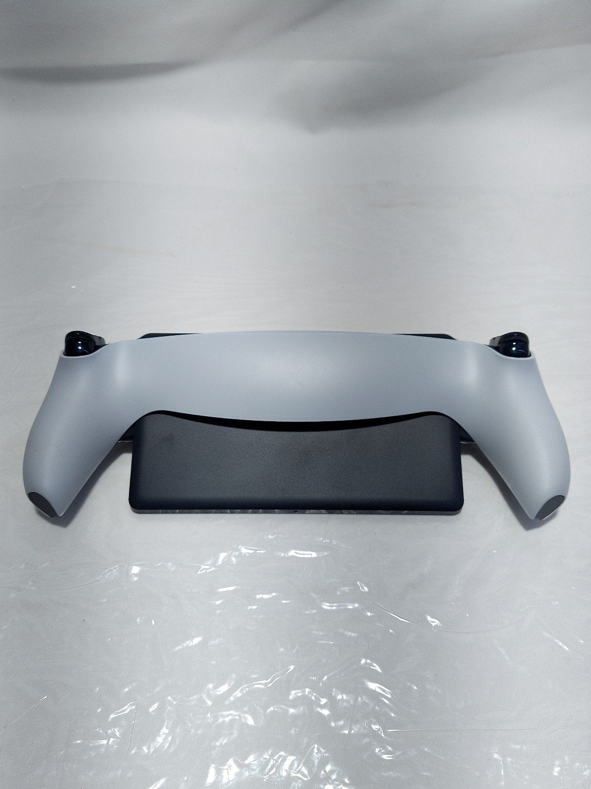 PlayStation Portal Remote Player - PlayStation 5 with case! 1E91