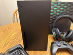 Xbox Series X Lot 3M39