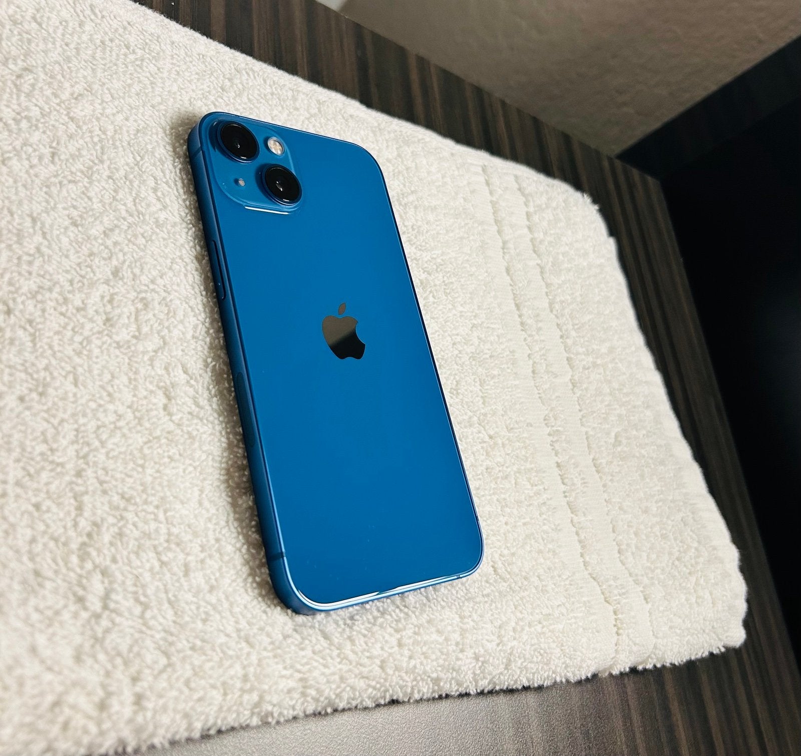 iPhone 13 128GB Unlocked 5O36