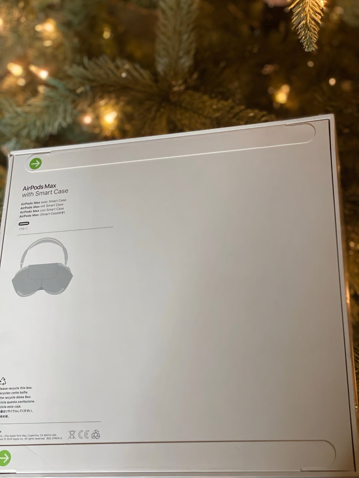 AirPod Max Purple 6J97