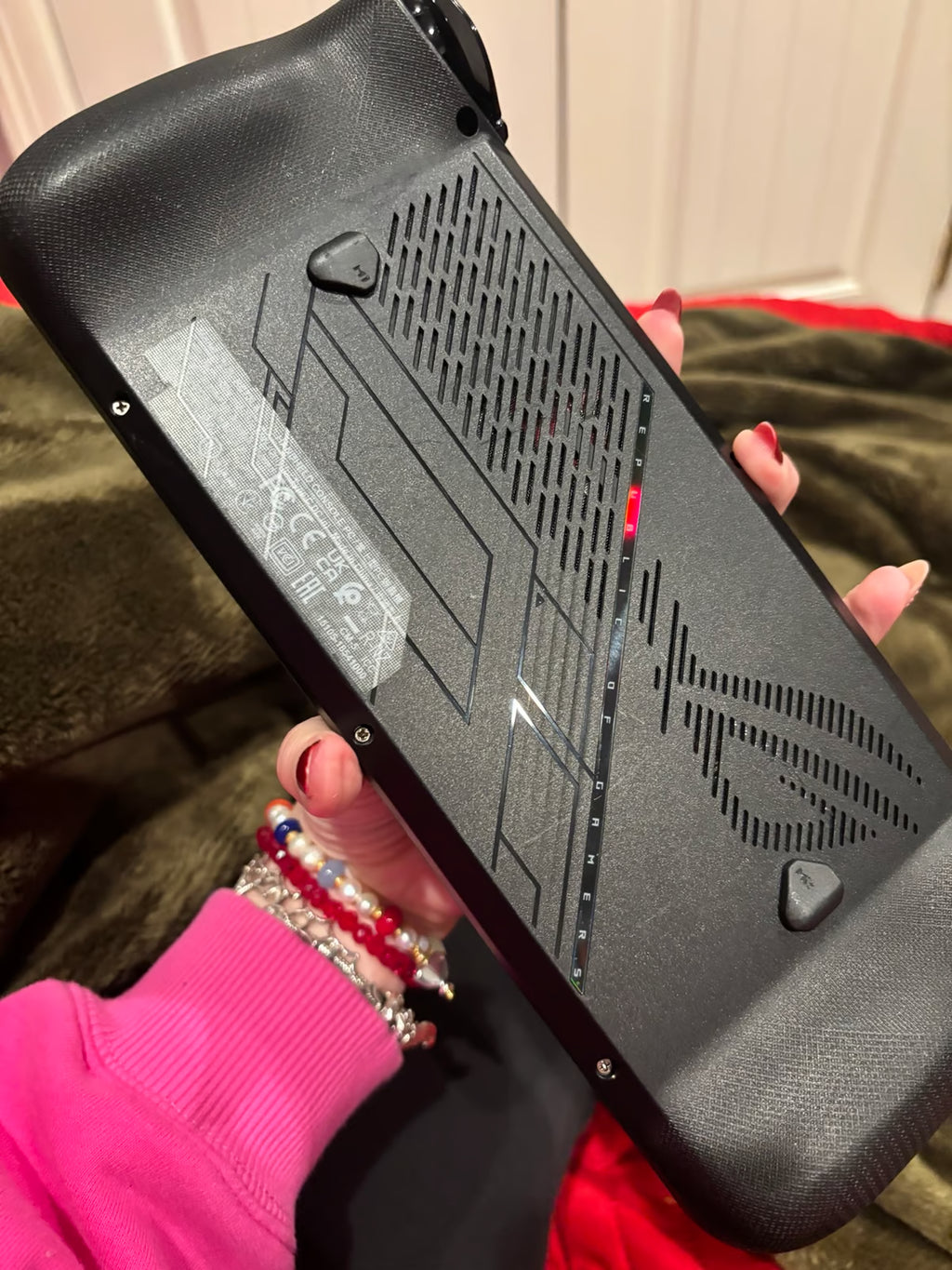 ASUS ROG Ally X 7"" 120Hz FHD 1080p Gaming Handheld 5P52