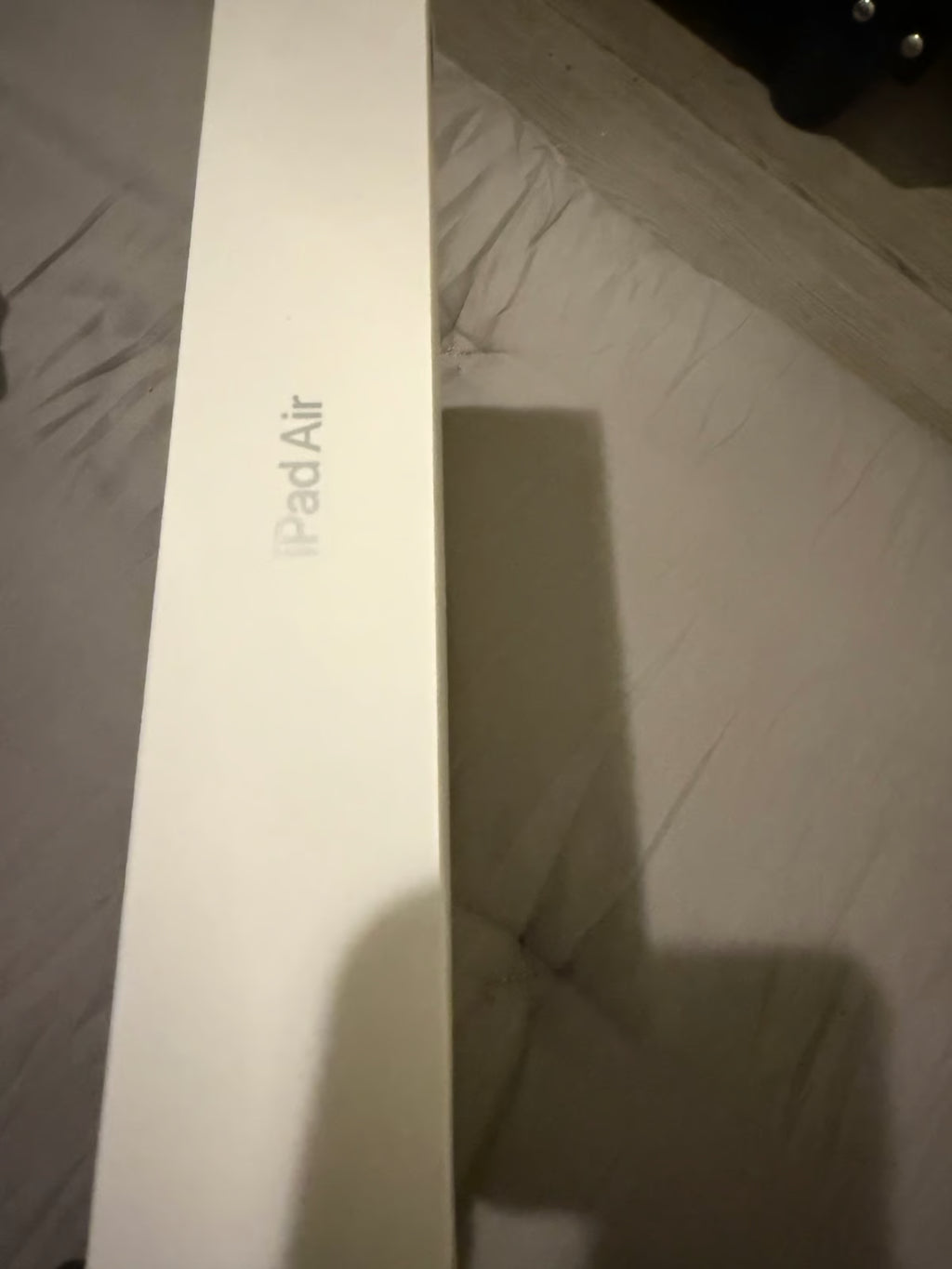 iPad Air 13 inch WiFi and cellular 256gb 8L95