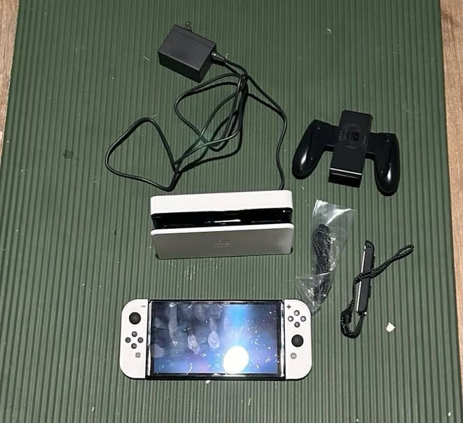 Nintendo switch console oled 2J91