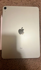 Apple iPad Air 5th Generation 64 GB in Green 6B66