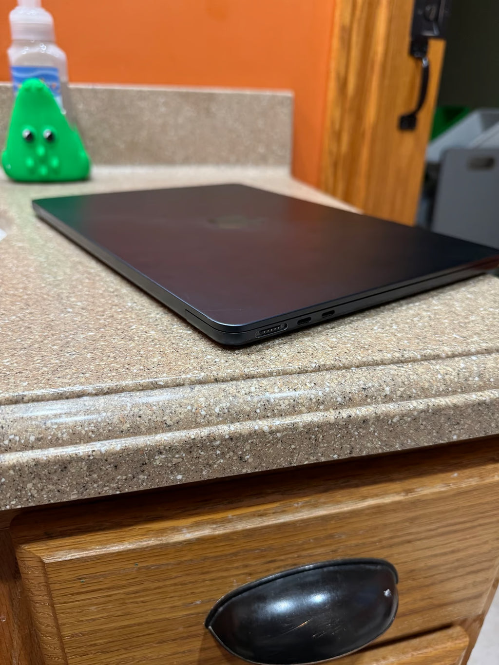 2022 MacBook Air 13 inch M2 6S59