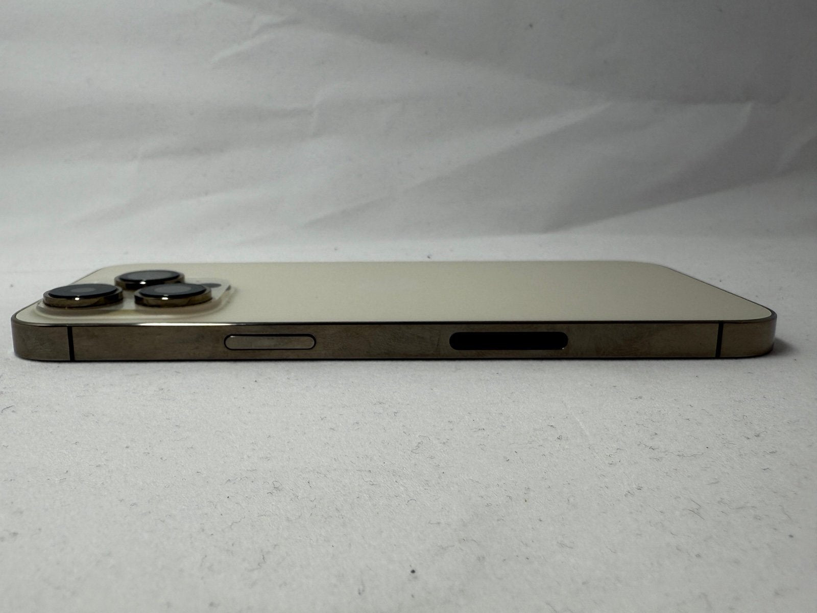 iPhone 14 Pro Max- Gold 512gb 8W65