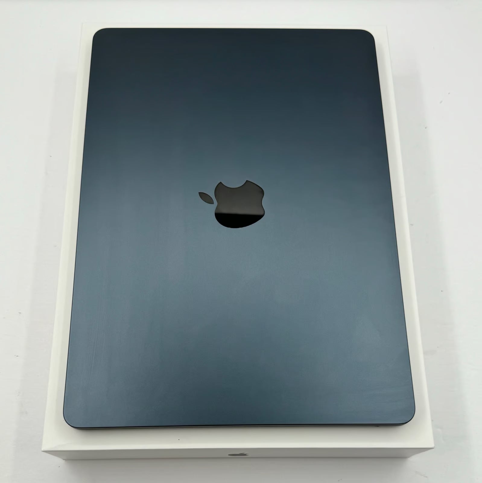 2022 13鈥?MacBook Air M2 (8GB/256GB) Midnight Blue 2E67