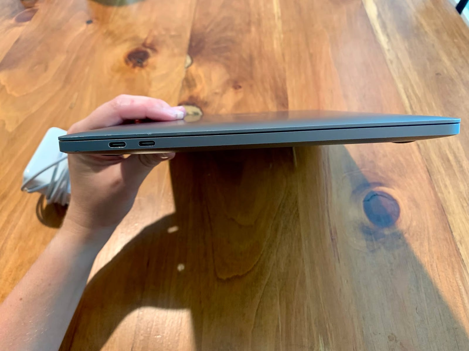 MacBook Pro 2020 2R99