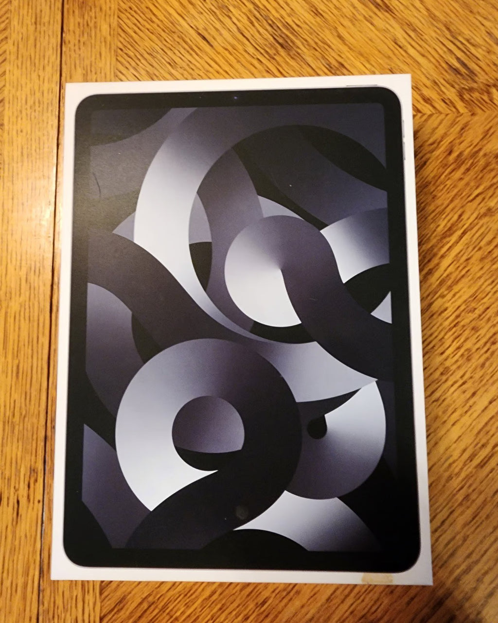 Apple iPad Air 5th Generation 64 GB in Space Gray 2W51