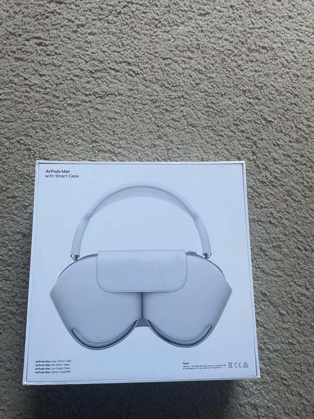 Apple AirPod max鈥檚 3D81