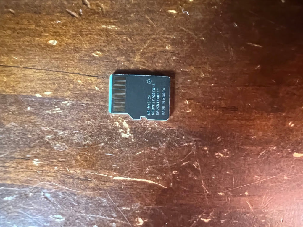 Steam Deck LCD 64GB Model + Samsung 512 GB microSD 3X17