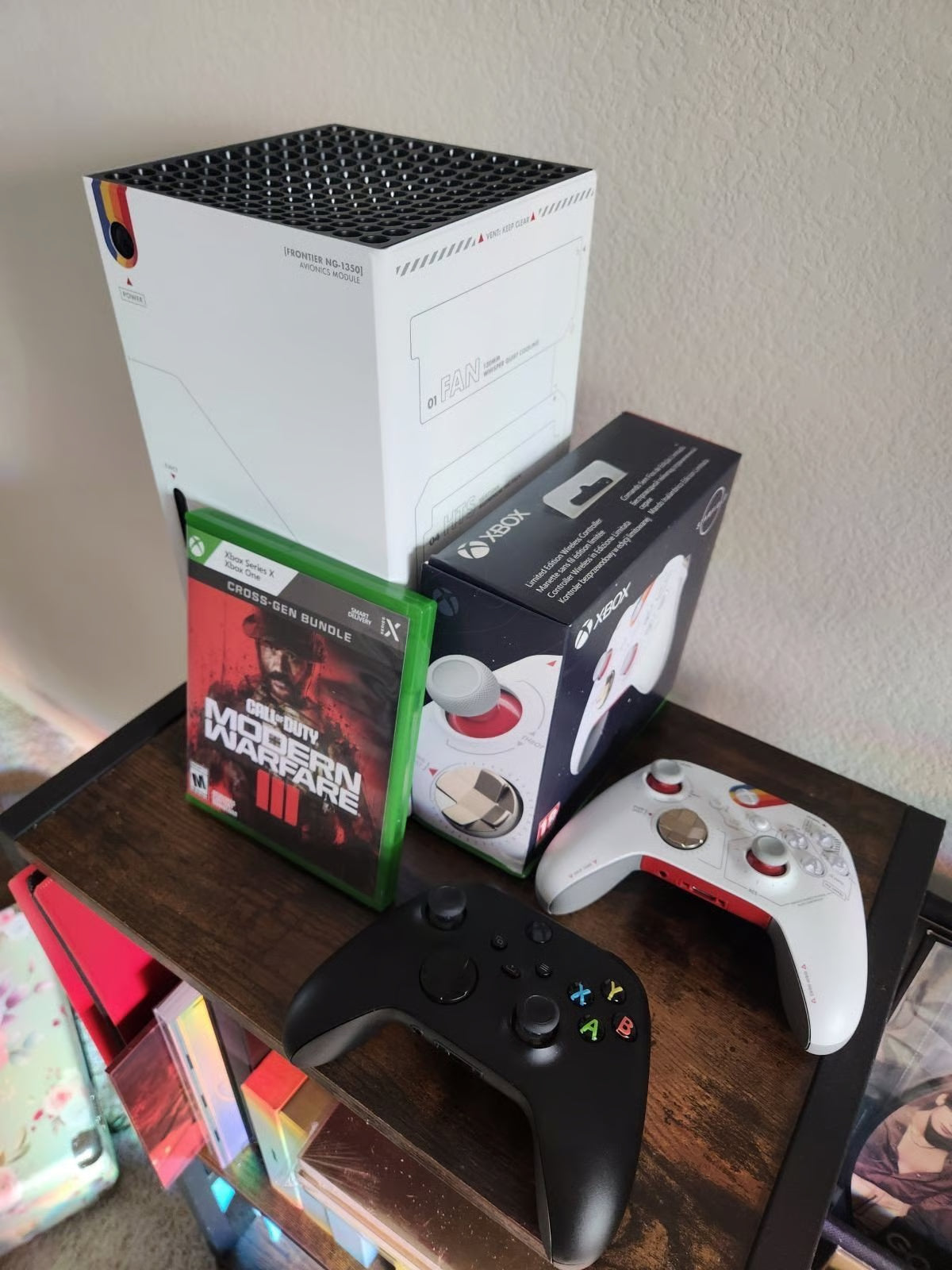Xbox Series X 1TB console bundle 7G55