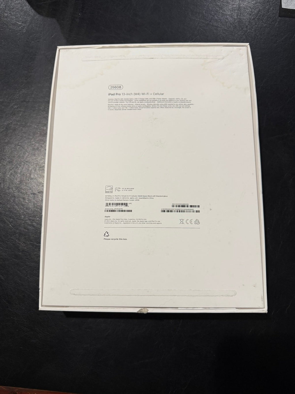 Apple iPad Pro 13"" M4 256GB Cellular OLED Unlocked with extras 5K19