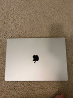 16-inch MacBook Pro Apple M2 Max Chip with 12鈥慍ore CPU and 38鈥慍ore GPU - Silver 7E82