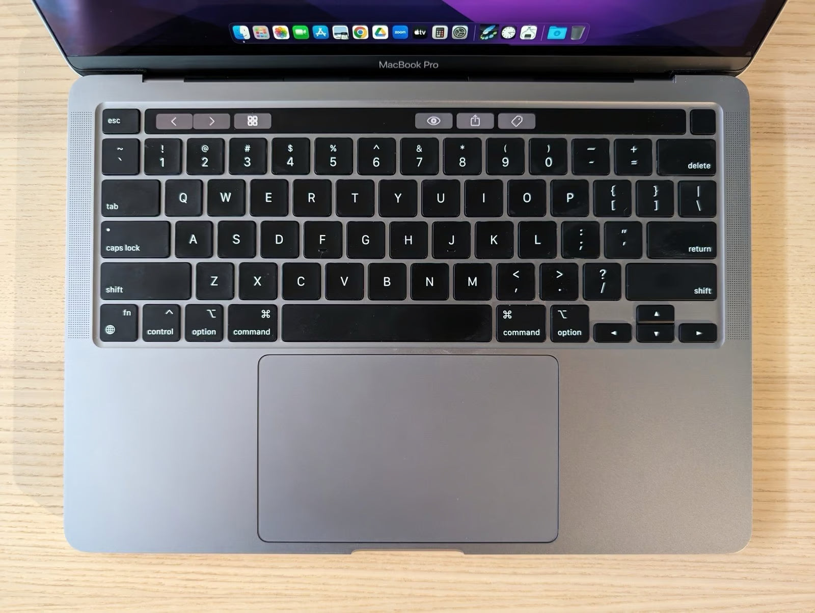 MacBook Pro 2020 M1 - 16 GB RAM - 512 SSD 3B12