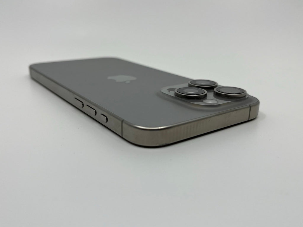 Unlocked Apple iPhone 15 Pro Max 1TB Natural Titanium w/AppleCare and Case 1K27