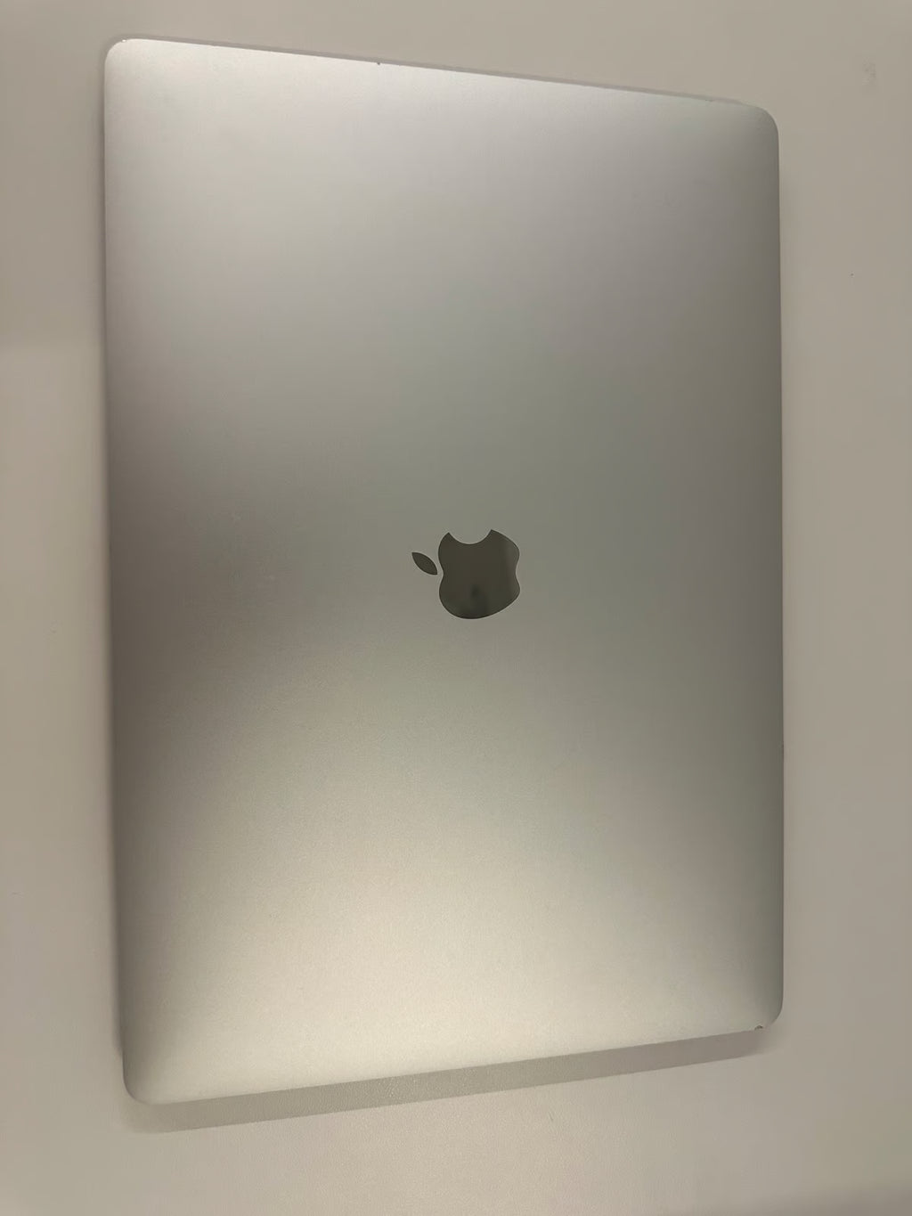 Macbook Pro 2019 15 inch 32gb RAM 2TB SSD 6N23