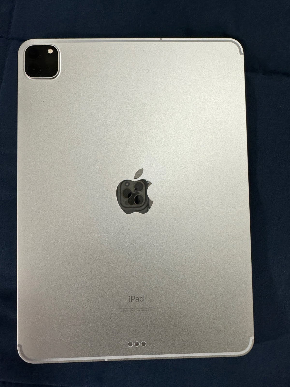 11in IPad Pro 128 GB 2nd Generation 1F61