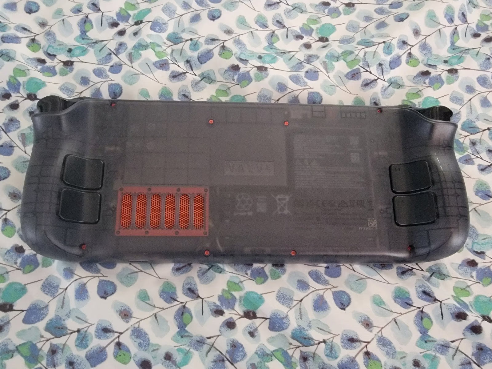 Steam Deck OLED Limited Edition 1TB with Valve Steam Deck Docking Station 9Q52